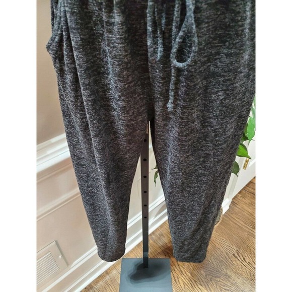 C Women's Solid Gray Polyester Round Neck Sleeveless Casual Jumsuits Size Small - Picture 4 of 16